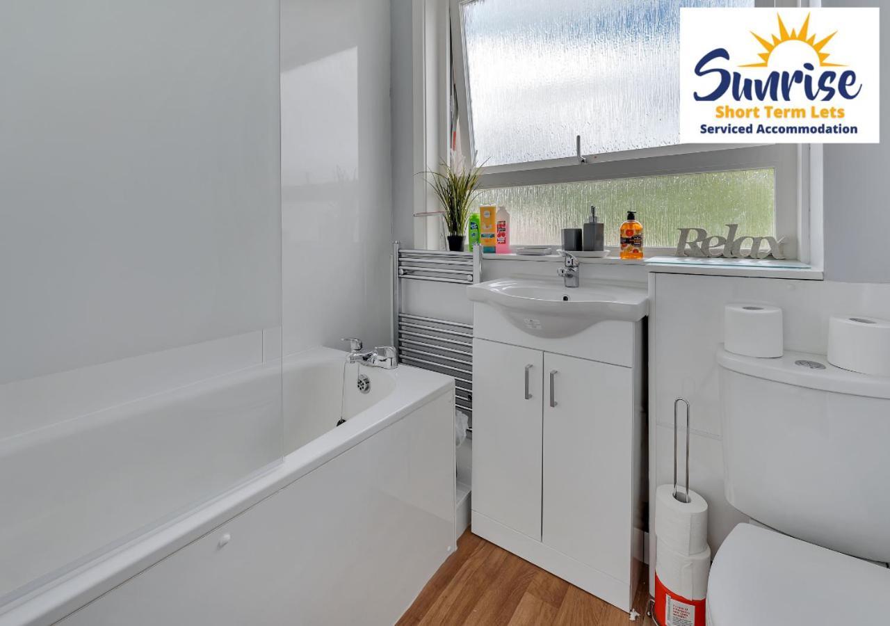 3 Beds At Arthurs Seat By Sunrise Short Lets Единбург Екстериор снимка