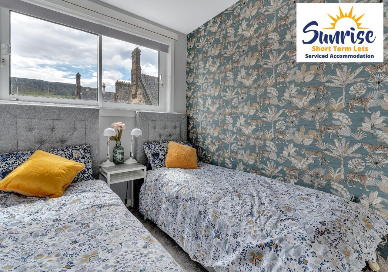 3 Beds At Arthurs Seat By Sunrise Short Lets Единбург Екстериор снимка