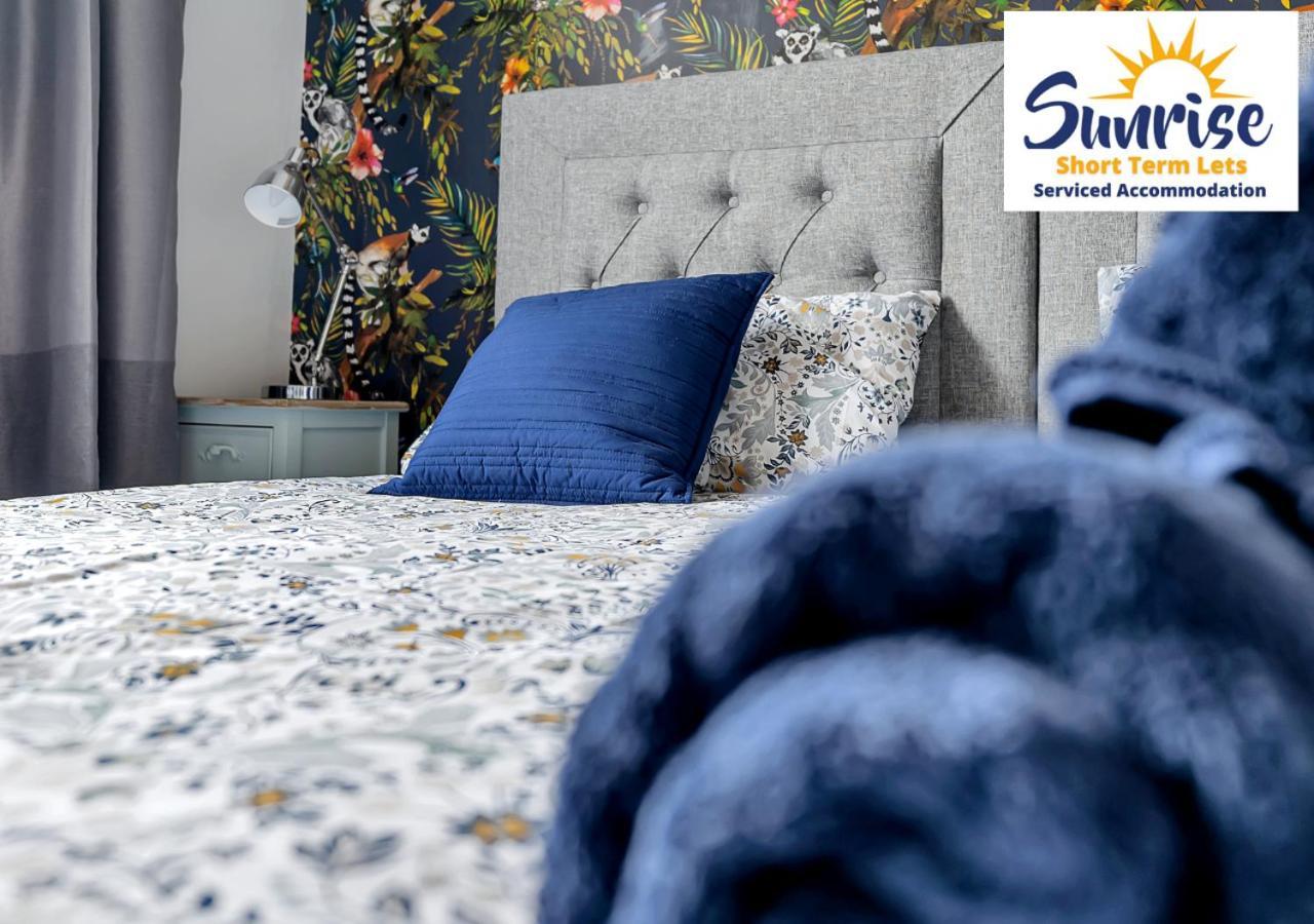 3 Beds At Arthurs Seat By Sunrise Short Lets Единбург Екстериор снимка